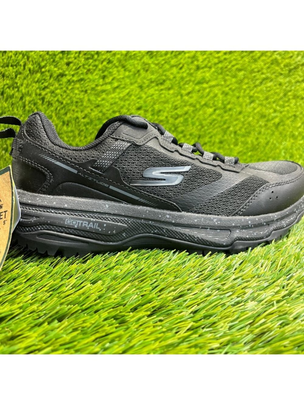 Skechers Go Run Trail Altitude Womens Size 7 Black Running Shoes‎ Sneakers